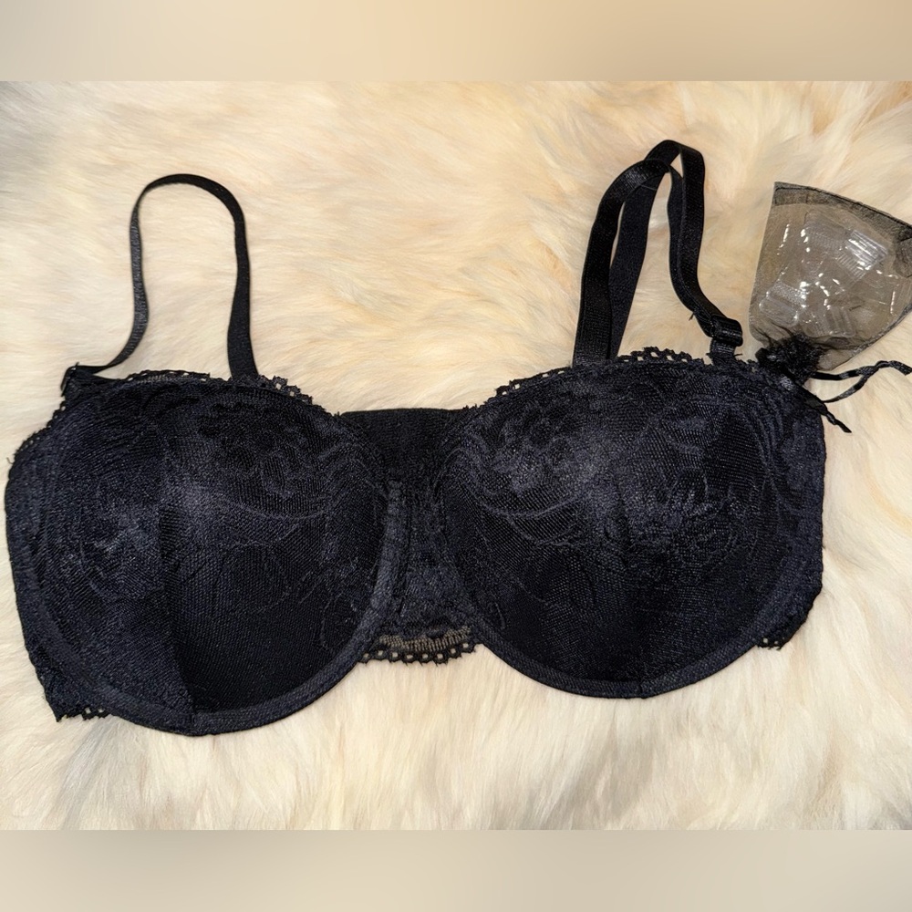 George Black Lace Bra - new without tag
